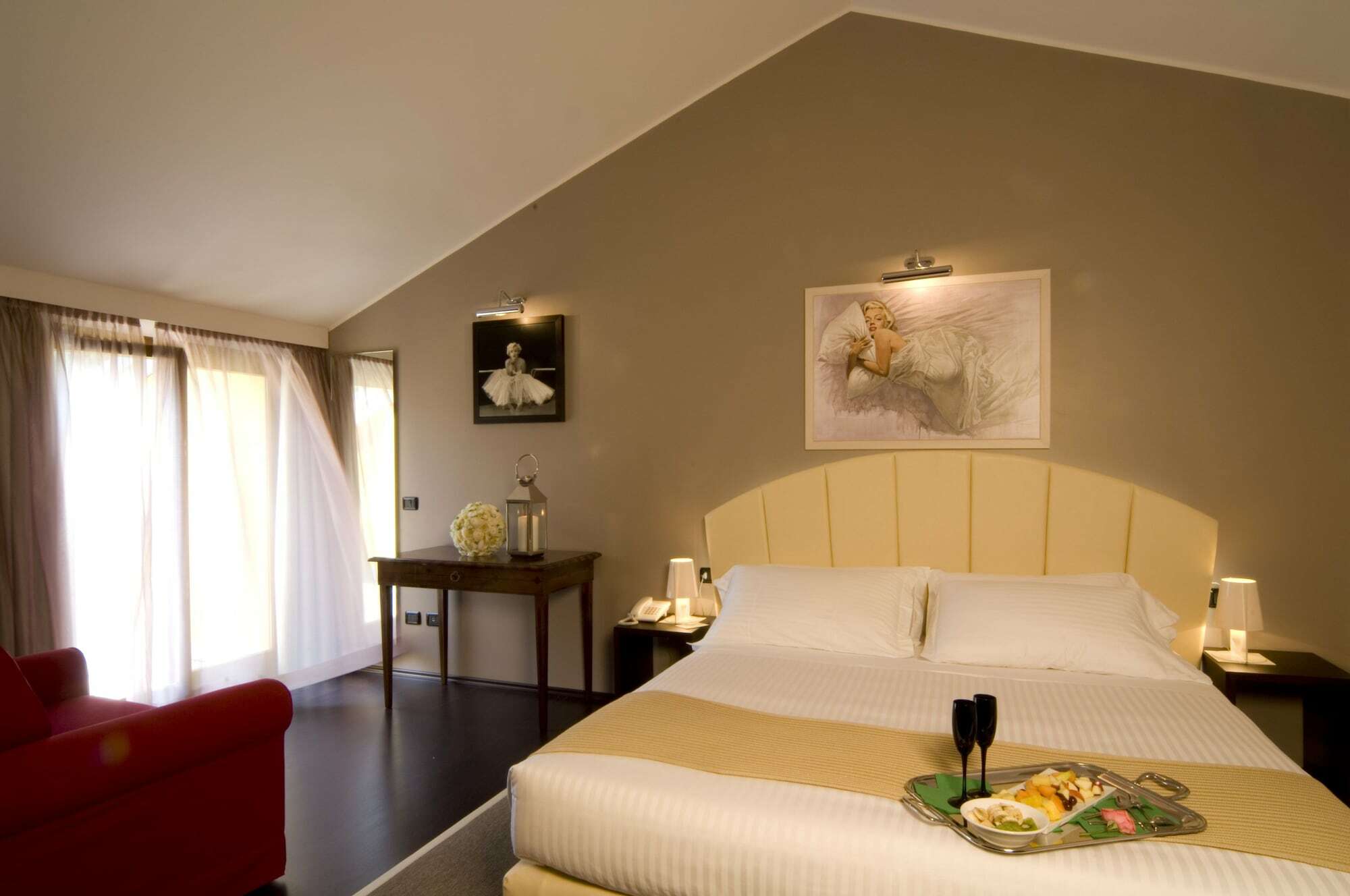 B&B Hotel Malpensa Lago Maggiore Vergiate Exteriör bild